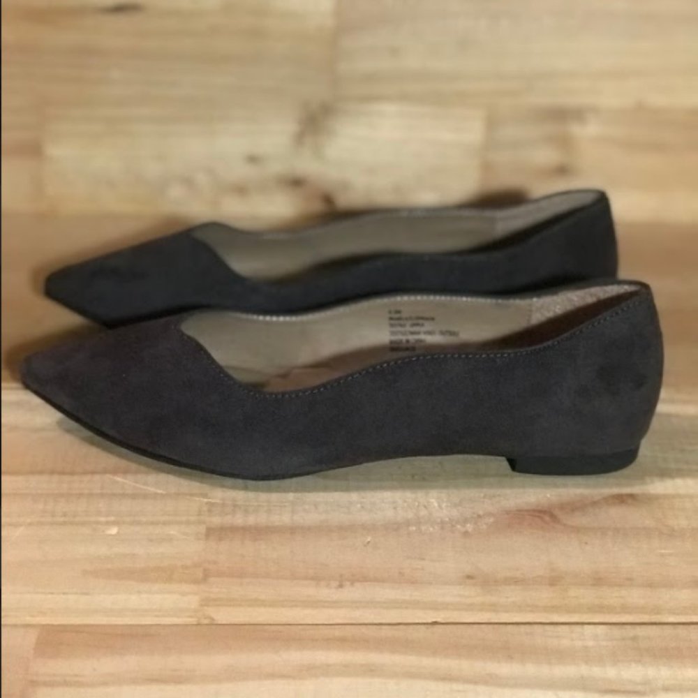 Esprit Pamela Scalloped Flats